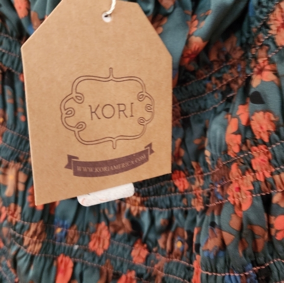 NWT Kori peasant milkmaid boho smocked blouse size large teal floral print - Picture 9 of 12